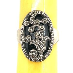 Vintage Sterling Onyx and Marcasite Ring Sz 9